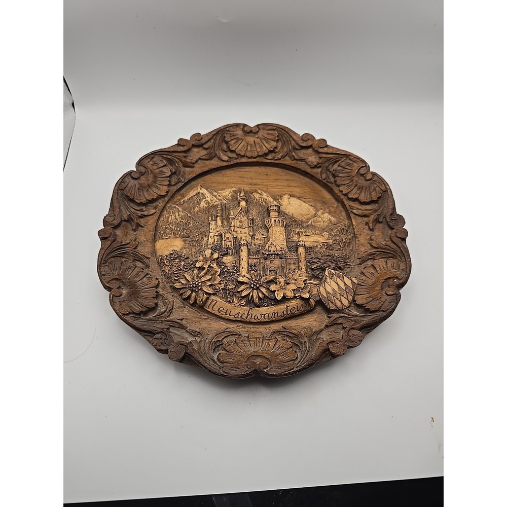 Carved Wooden Neuschwanstein Castle German Collector Plate Wall Hanging Bavaria - Picture 5 of 5